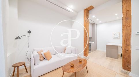 Photo 3 of Flat for rent in C. de San Lorenzo, Justicia - Chueca, Madrid Capital