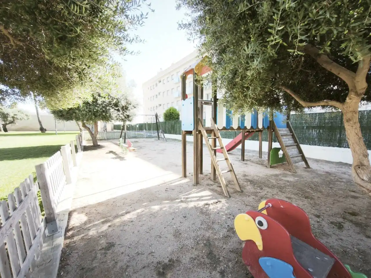 Vista exterior de Pis en venda en Cubelles amb Calefacció, Terrassa i Traster