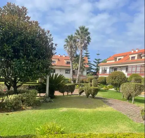 Vista exterior de Ático en venta en Ribeira con Terraza, Trastero y Amueblado