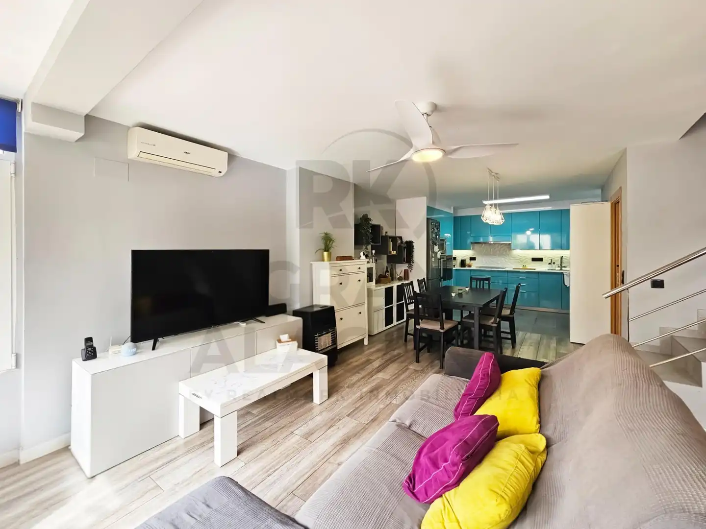Sala de estar de Casa o chalet en venta en Santa Pola con Aire acondicionado, Calefacción y Jardín privado