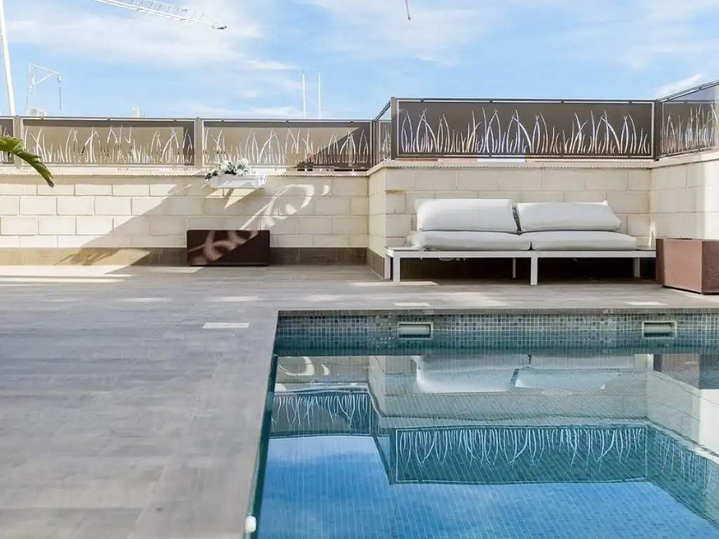 Casa amb piscina en venda a Calle Taray, imagen 5