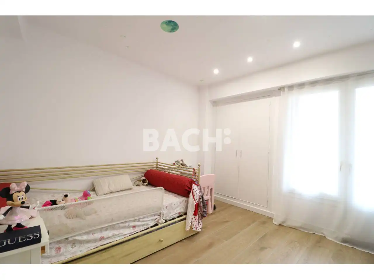 Habitación de Piso en venta en Vic con Calefacción y Balcón