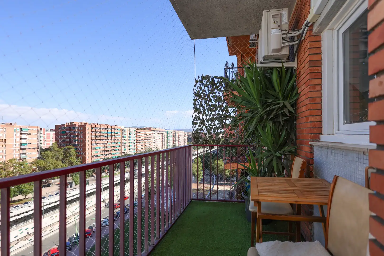 Apartament amb terrassa en venda a Carrer de Bac de Roda, imagen 2