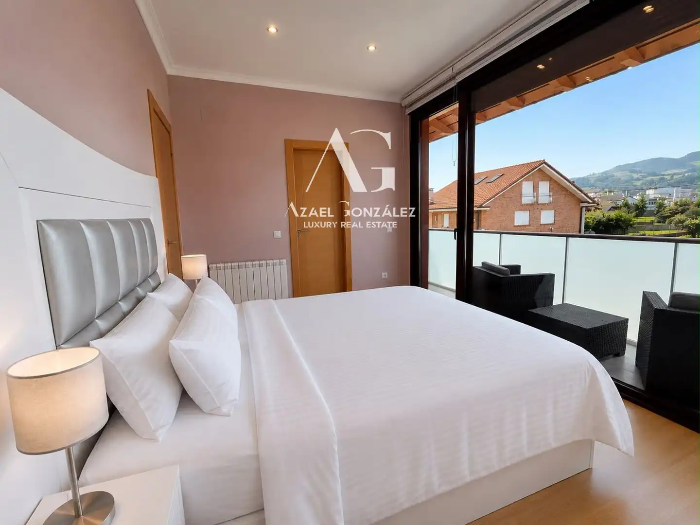 Bedroom of Detached homes for sale in Castañeda  with Heating, Terrace and Alarm