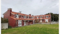 Vista exterior de Casa o xalet en venda en Castro-Urdiales amb Terrassa