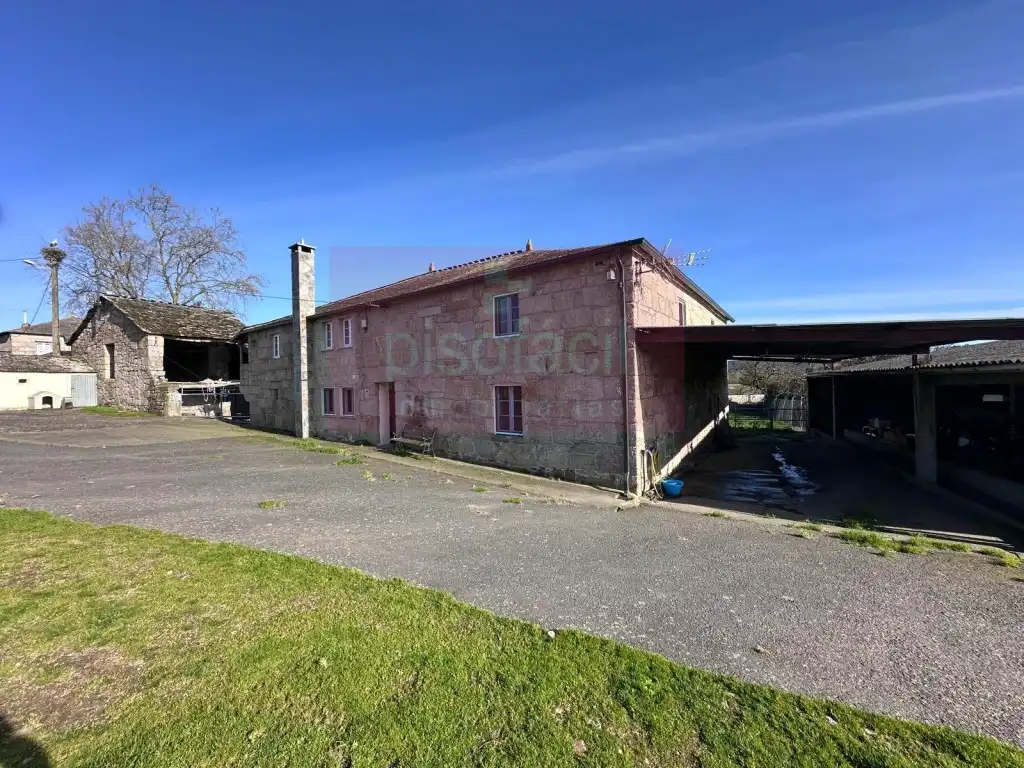 Vista exterior de Casa o chalet en venta en O Corgo  