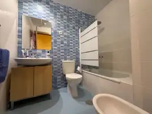 Bathroom of Flat for sale in Arganda del Rey  with Air Conditioner, Heating and Private garden