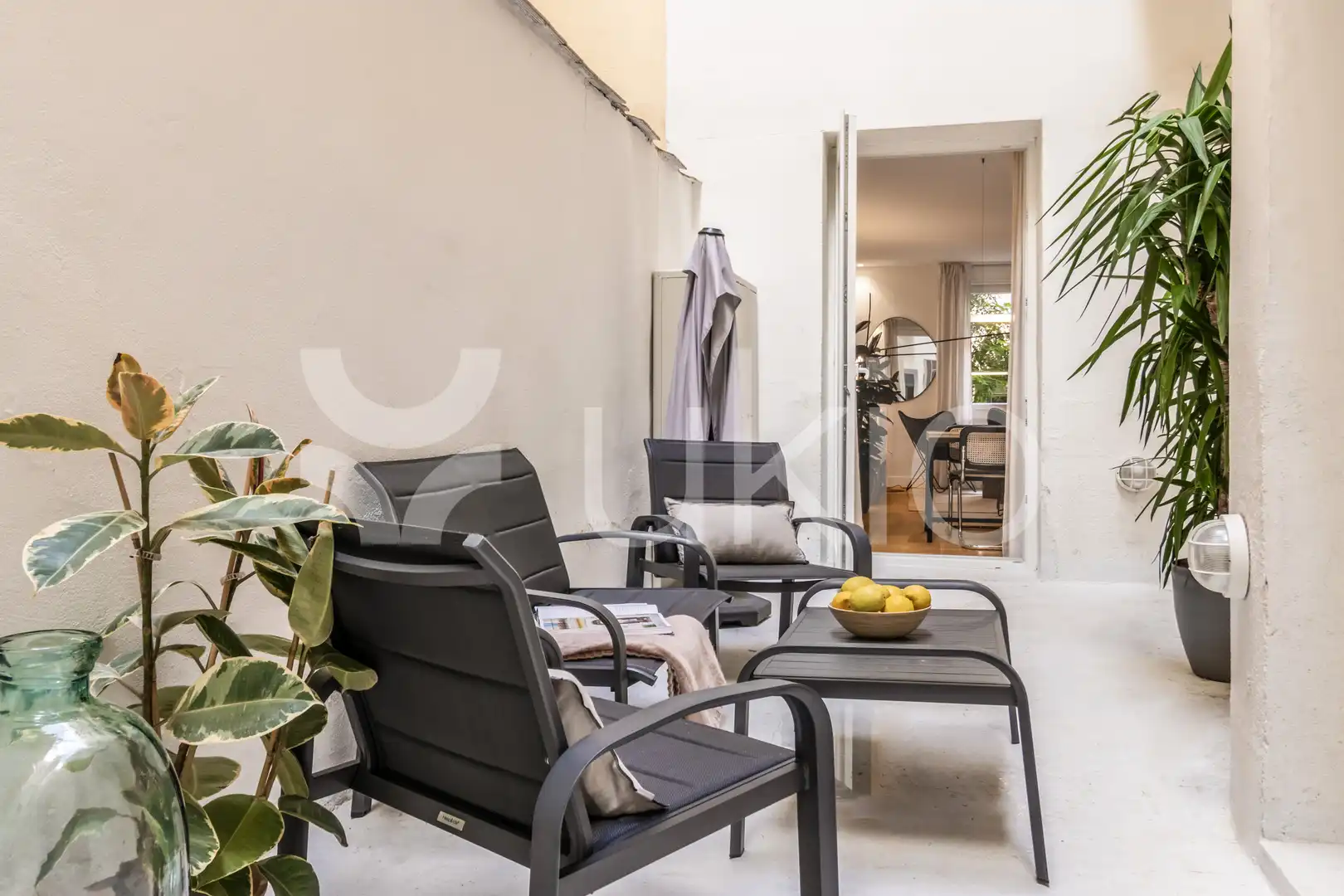 Terrassa de Apartament de lloguer en Madrid amb Aire condicionat, Calefacció i Moblat