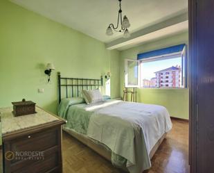 Bedroom of Flat for sale in Oviedo 