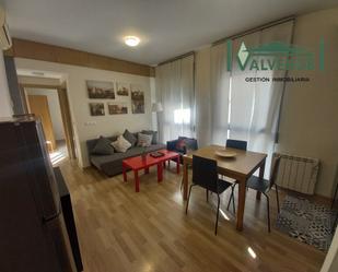 Sala d'estar de Apartament de lloguer en  Granada Capital amb Aire condicionat, Calefacció i Moblat