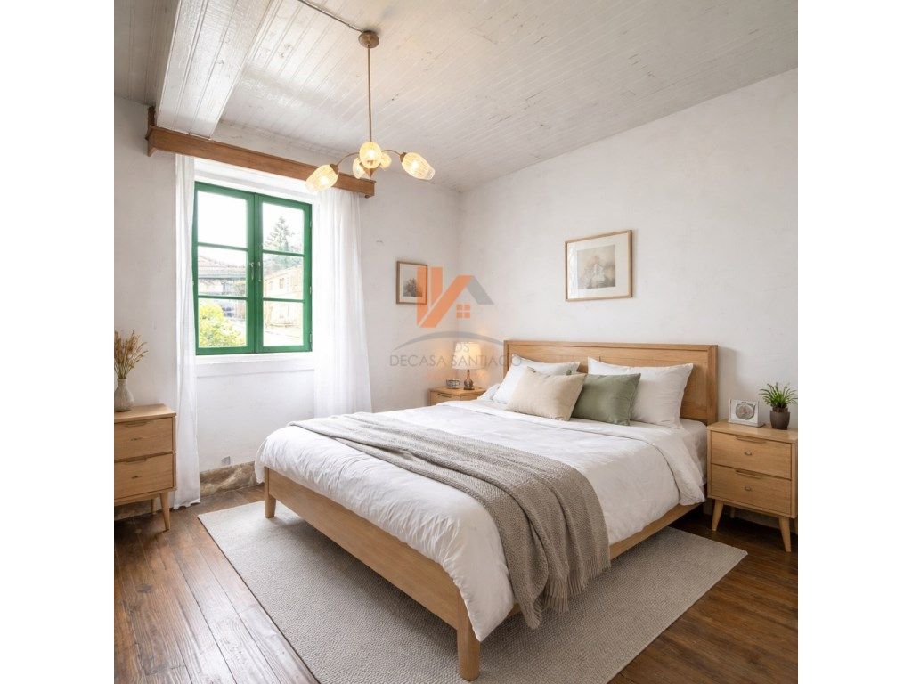 Bedroom of Houses for sale in Santiago de Compostela 