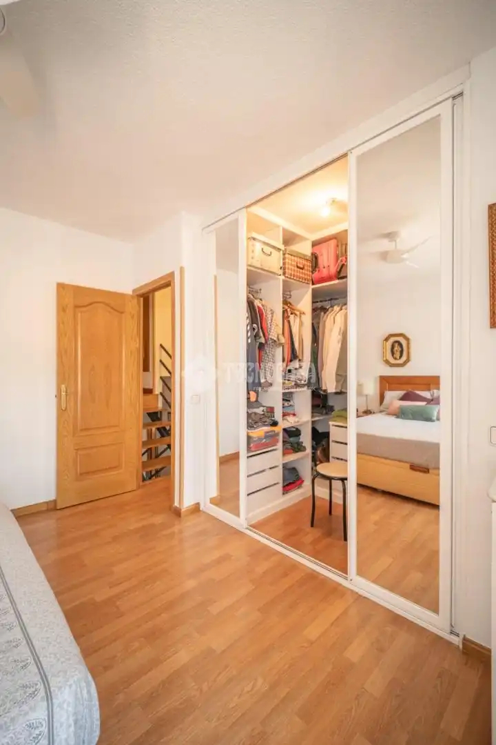 Habitación de Dúplex en venta en Rivas-Vaciamadrid con Calefacción y Terraza