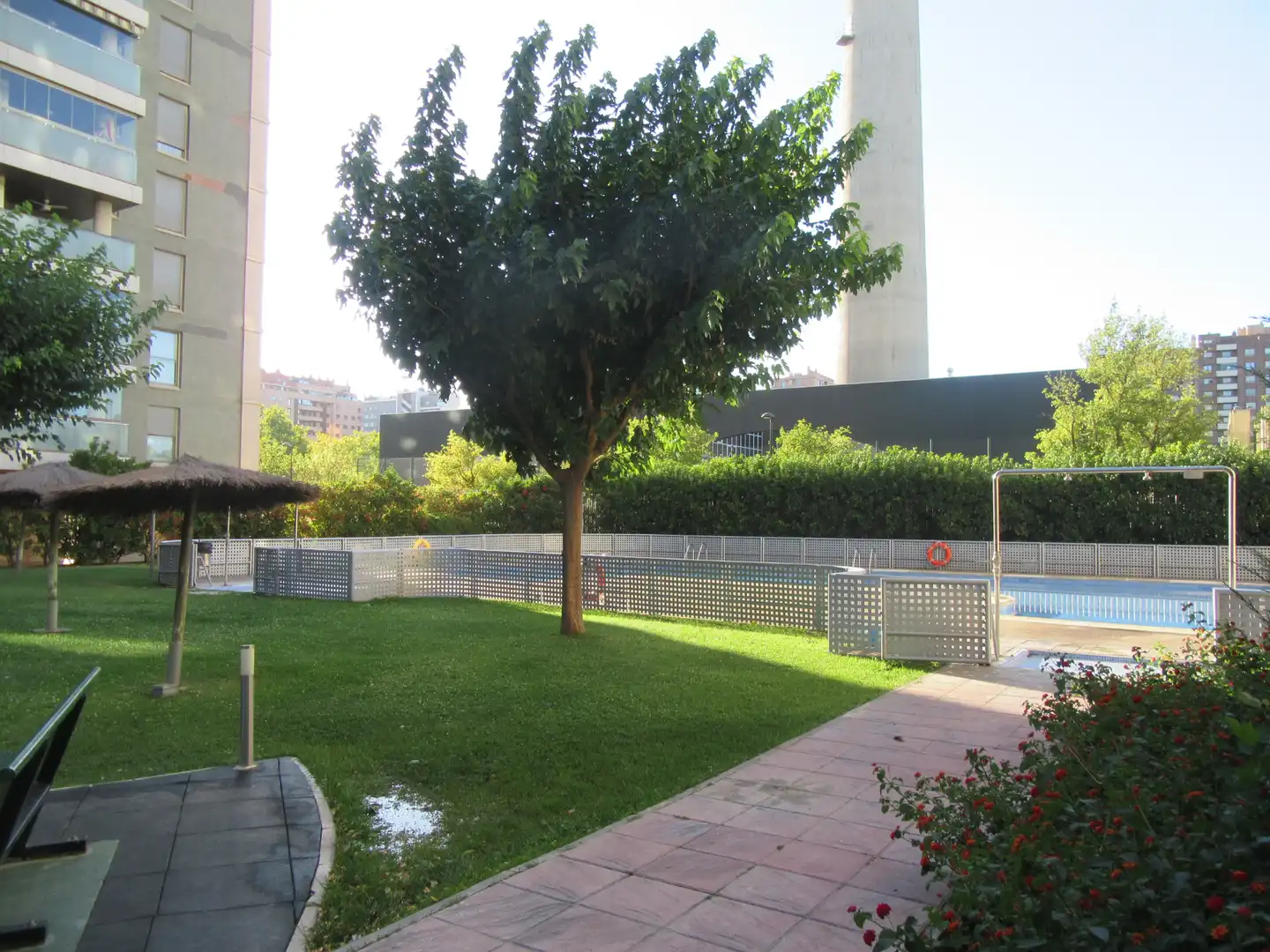 Piscina de Piso de alquiler en Zaragoza con Calefacción, Terraza y Trastero