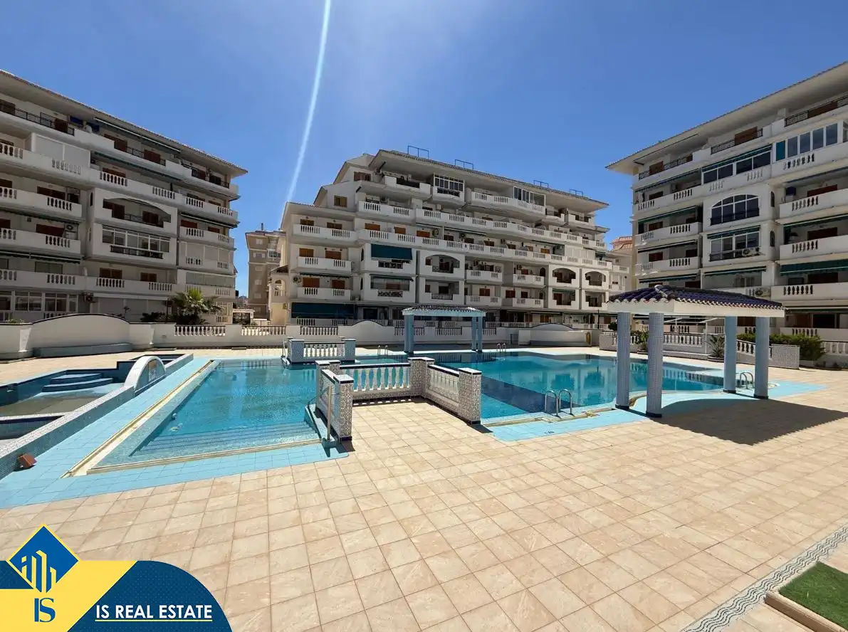 Apartament amb piscina en venda a La Mata