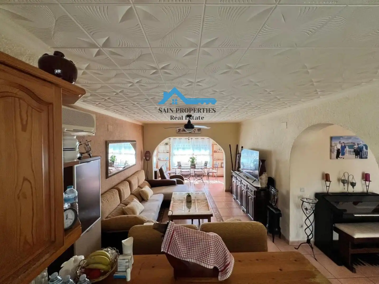 Sala de estar de Casa o chalet en venta en La Nucia con Aire acondicionado, Calefacción y Jardín privado