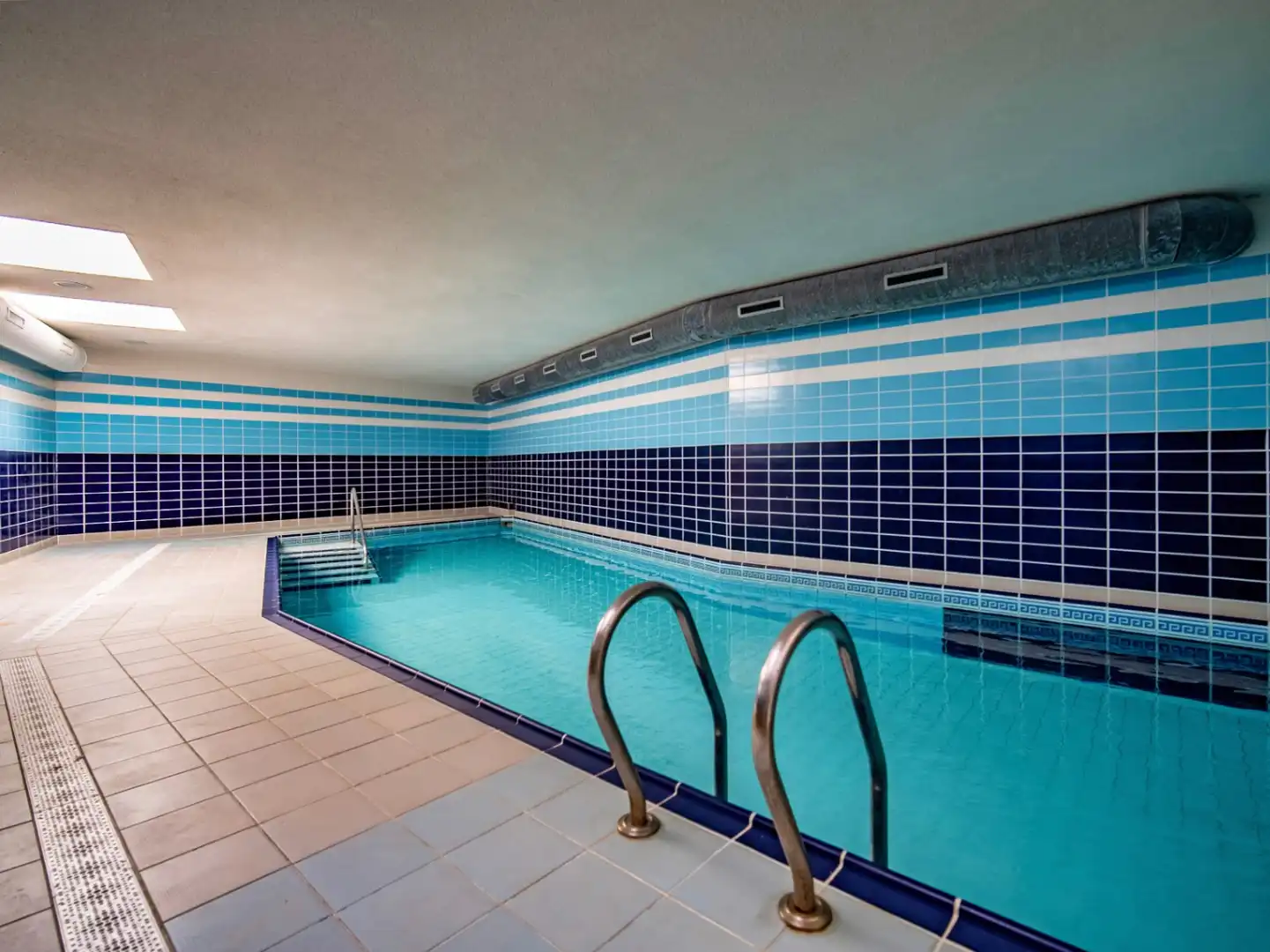 Swimming pool of Apartments for sale in L'Alfàs del Pi  with Air Conditioner, Heating and Private garden