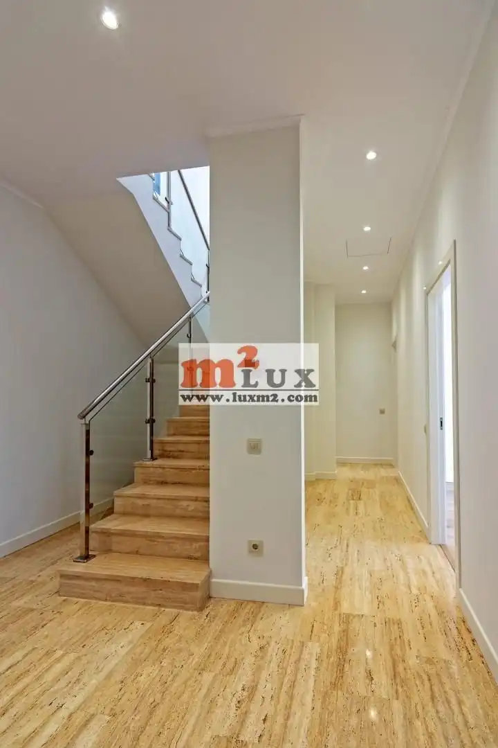 Haus mit Pool zum Verkauf in Carrer Margarida Xirgu 22, imagen 23