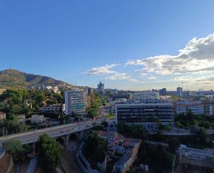 Vista exterior de Pis en venda en Esplugues de Llobregat amb Aire condicionat