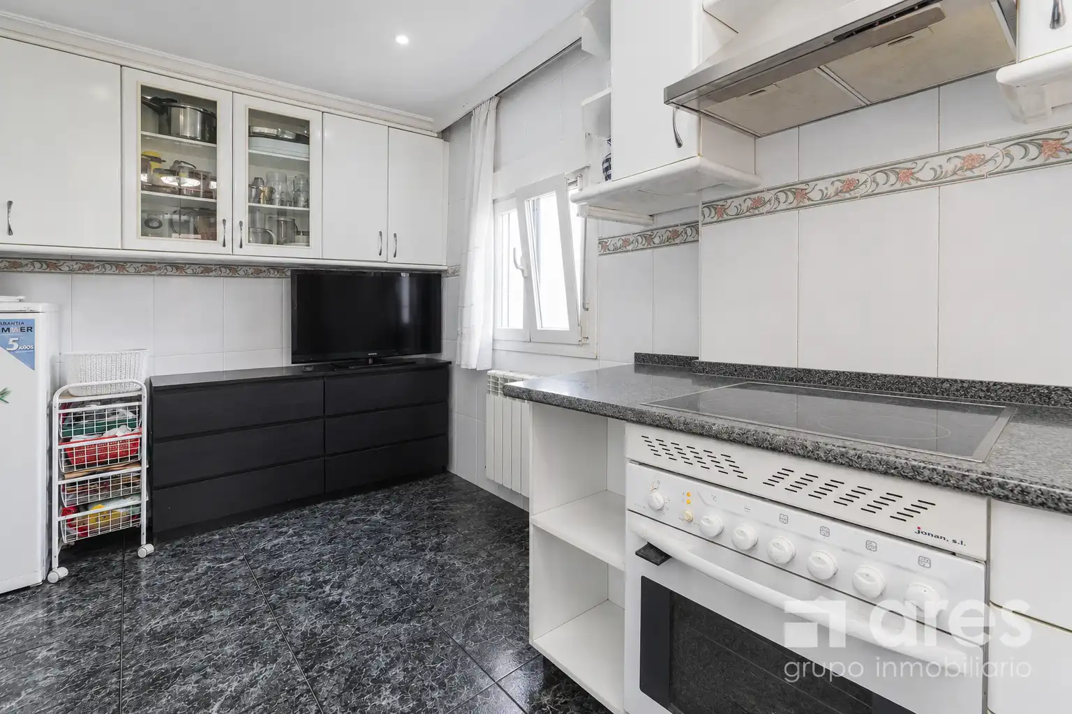 Cuina de Pis en venda en Madrid amb Aire condicionat, Calefacció i Parquet