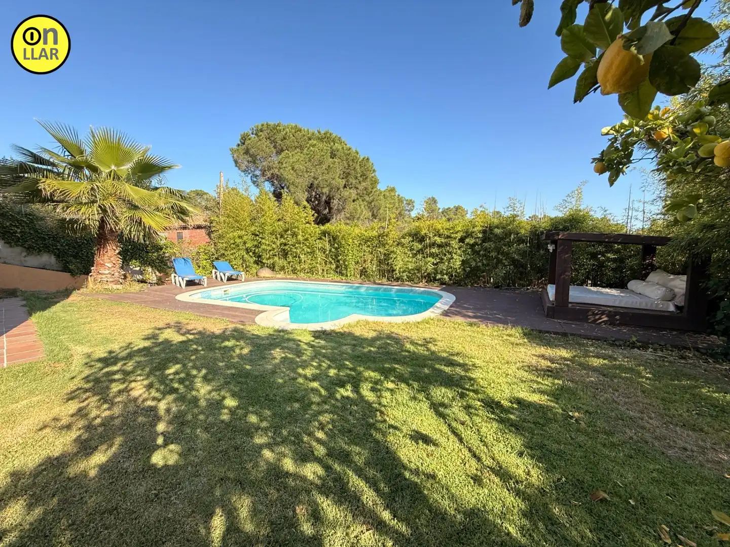 Piscina de Casa o chalet en venta en L'Ametlla del Vallès