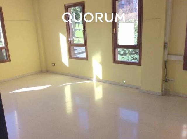 Oficina en Alquiler en Txurdinaga
