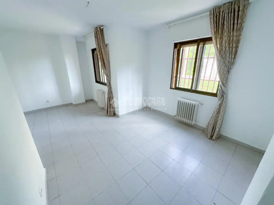 Habitación de Piso en venta en Collado Villalba con Calefacción, Terraza y Trastero