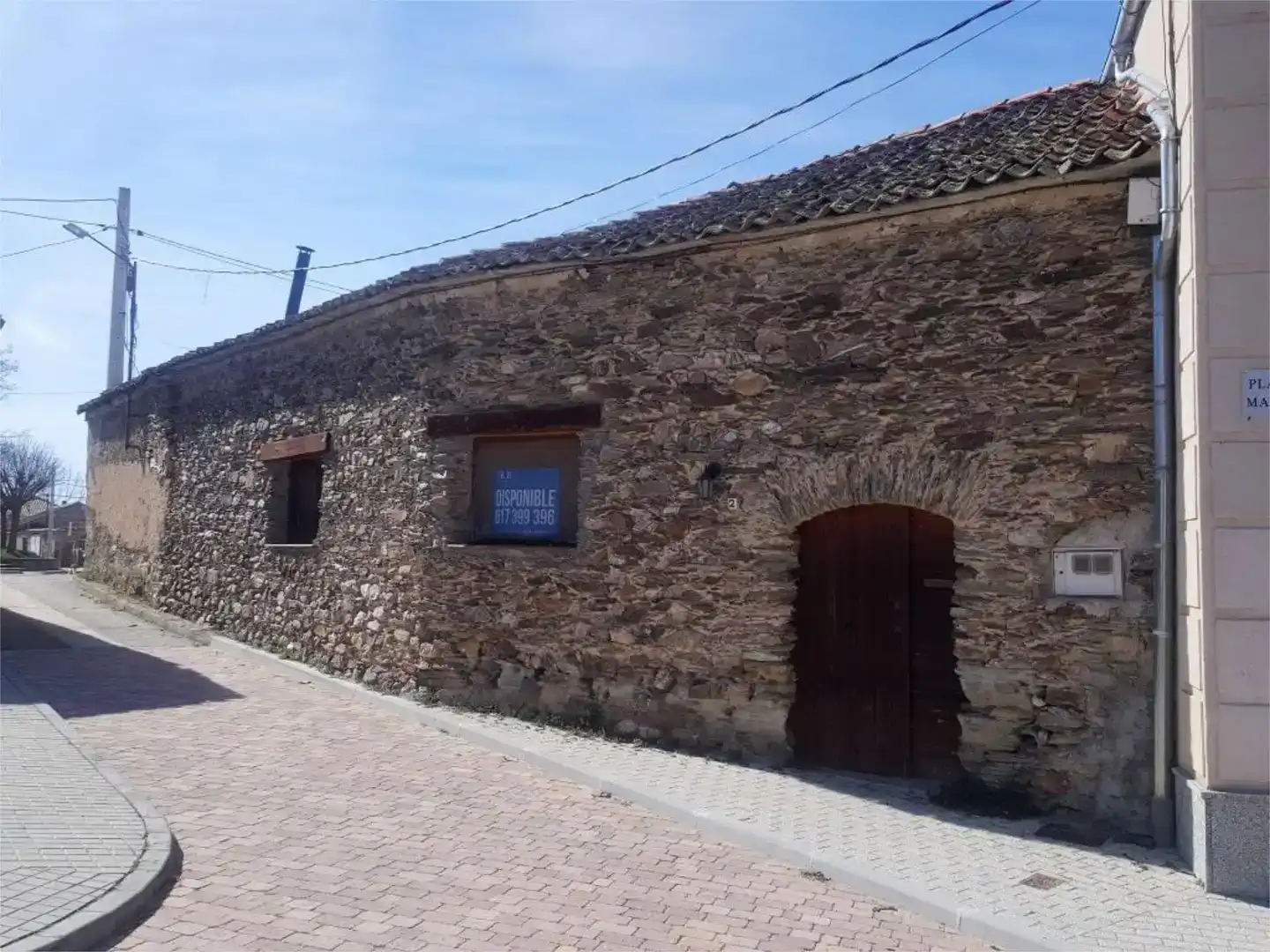 Vista exterior de Loft en venda en Ortigosa de Pestaño amb Moblat