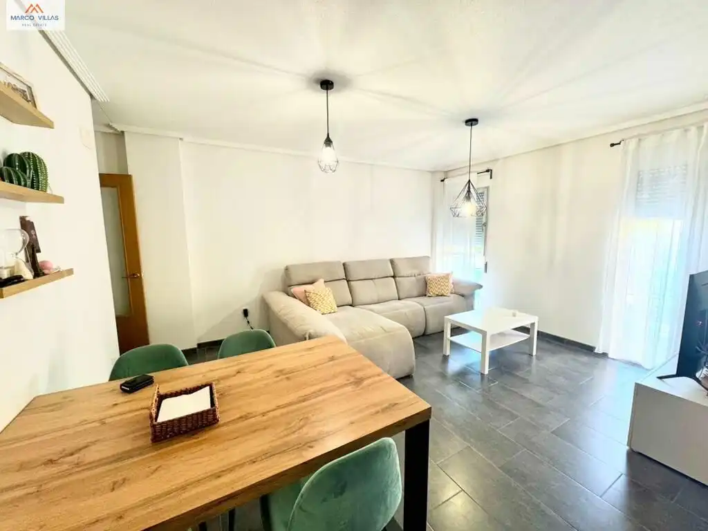 Sala de estar de Planta baja en venta en Dolores con Aire acondicionado y Piscina comunitaria