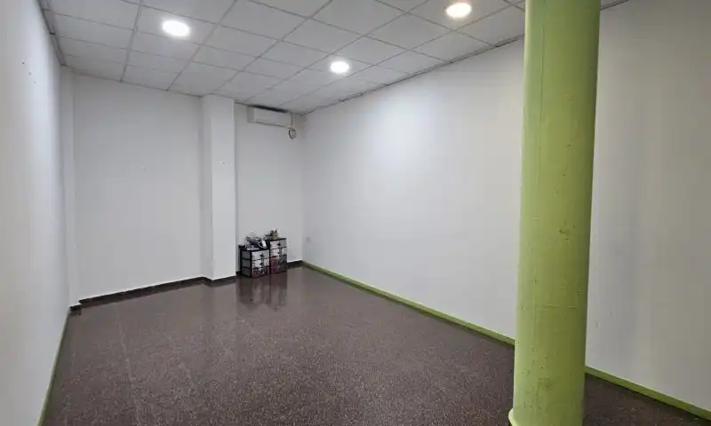 Local comercial en alquiler en Numancia, imagen 10