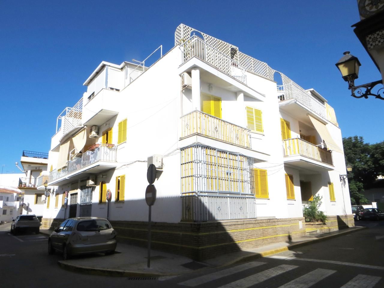 Vista exterior de Pis en venda en Punta Umbría amb Moblat i Balcó