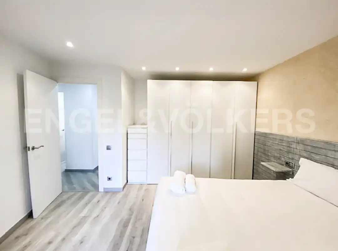 Bedroom of Flat for rent in Barcelona  with Heating, Parquet flooring and Terrace