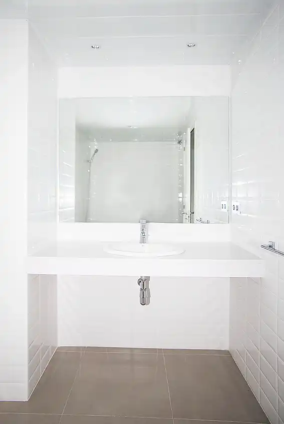 Bathroom of Flat for rent in Barcelona  with Terrace, Storage room and Oven