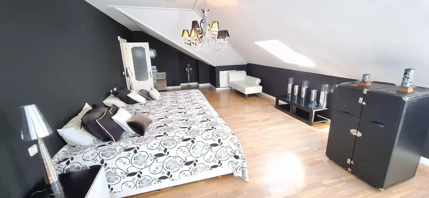 Bedroom of Houses for sale in Santa Cruz de Bezana  with Terrace, Sauna and Community pool