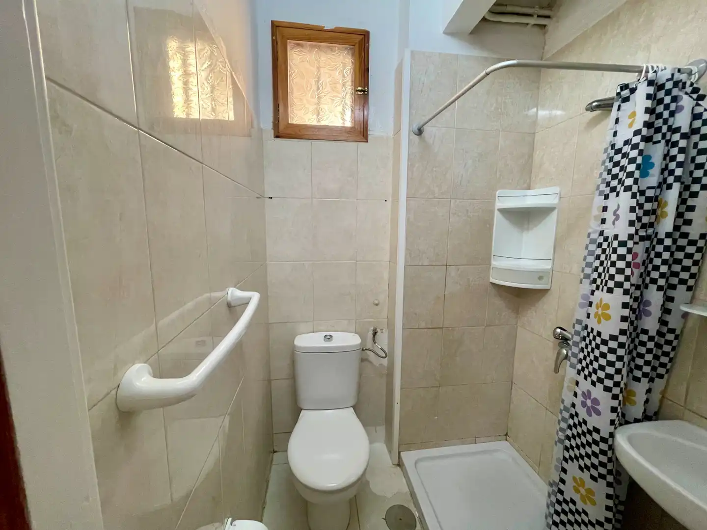 Bany de Local en venda en Las Palmas de Gran Canaria amb Moblat