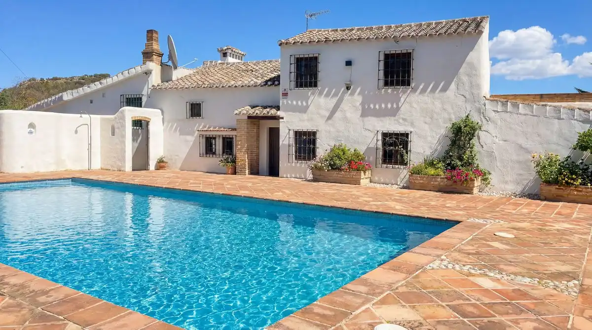 Piscina de Finca rústica en venta en Villanueva del Rosario con Aire acondicionado, Terraza y Trastero