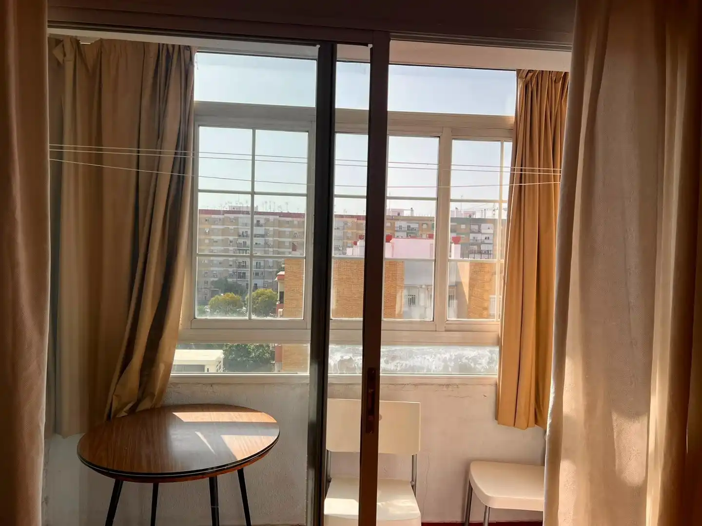 Bedroom of Flat for share in Sevilla  with Air Conditioner