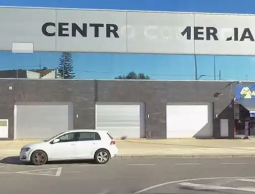 Local comercial de lloguer a Playa