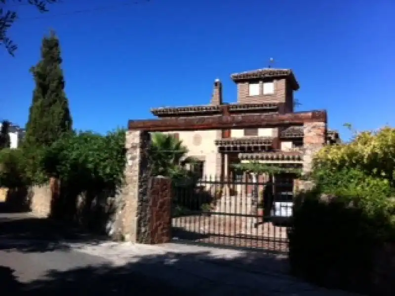 Vista exterior de Casa o xalet en venda en Fondón amb Aire condicionat i Calefacció