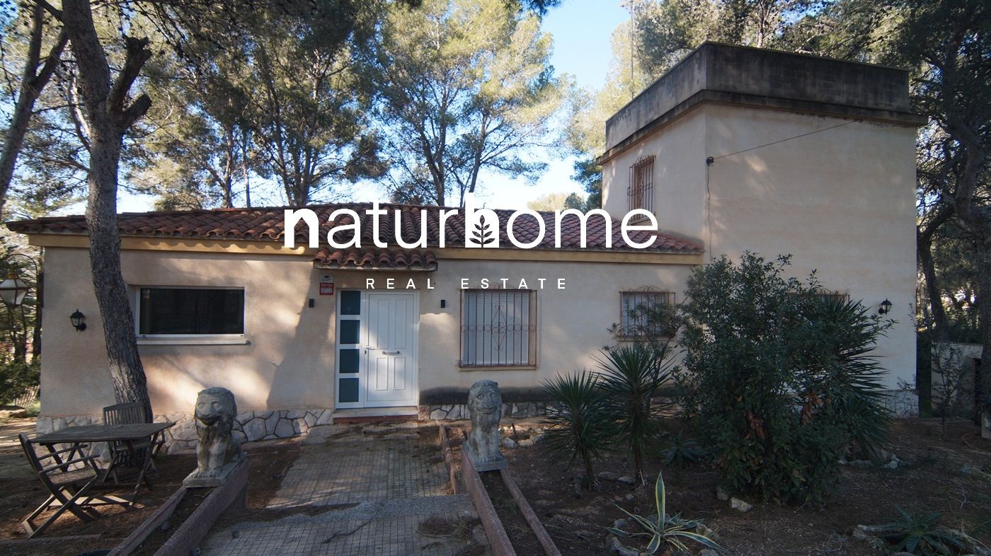 Exterior view of House or chalet for sale in El Catllar   with Parquet flooring, Terrace and Swimming Pool