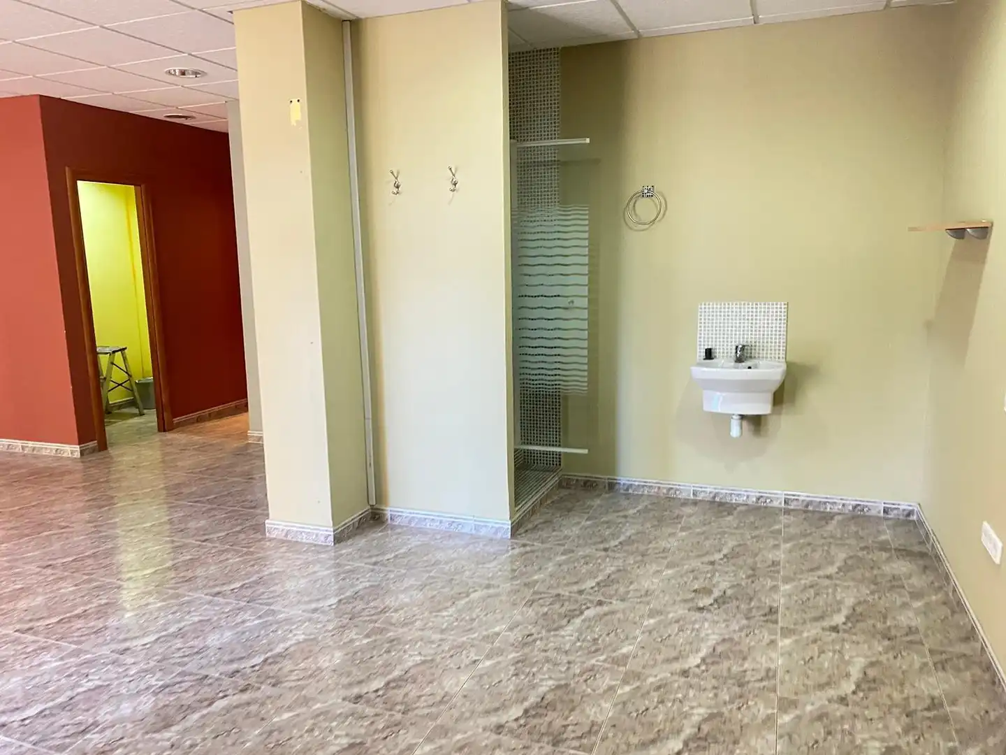 Locale commerciale in vendita a Martorell, imagen 2