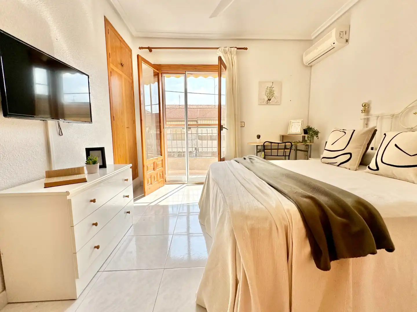 Habitación de Casa o chalet en venta en San Pedro del Pinatar con Jardín privado, Terraza y Trastero