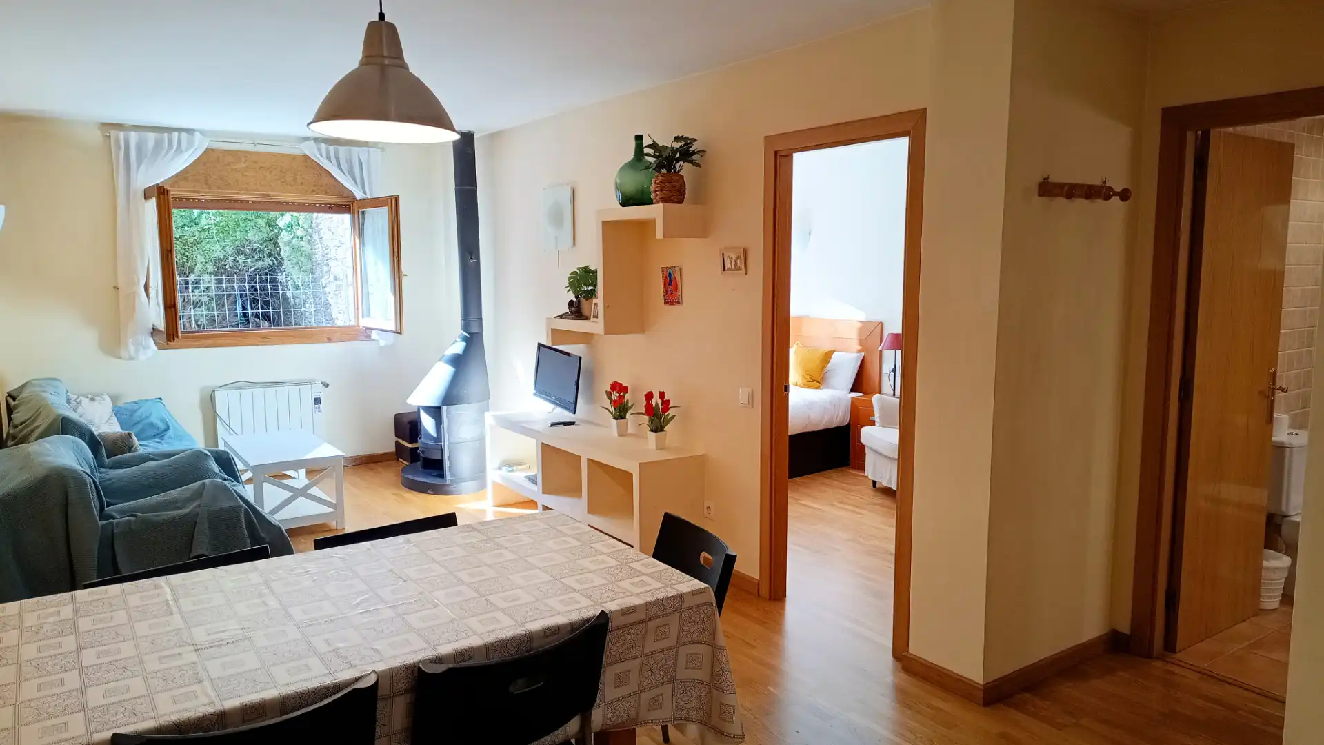 Apartment with lift for sale in Plaça Macot-ainet de Cardos 3, imagen 7