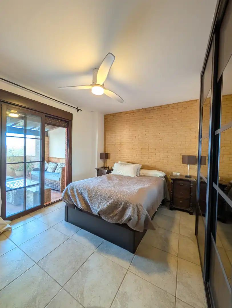 Habitación de Planta baja de alquiler en Estepona con Aire acondicionado, Calefacción y Terraza