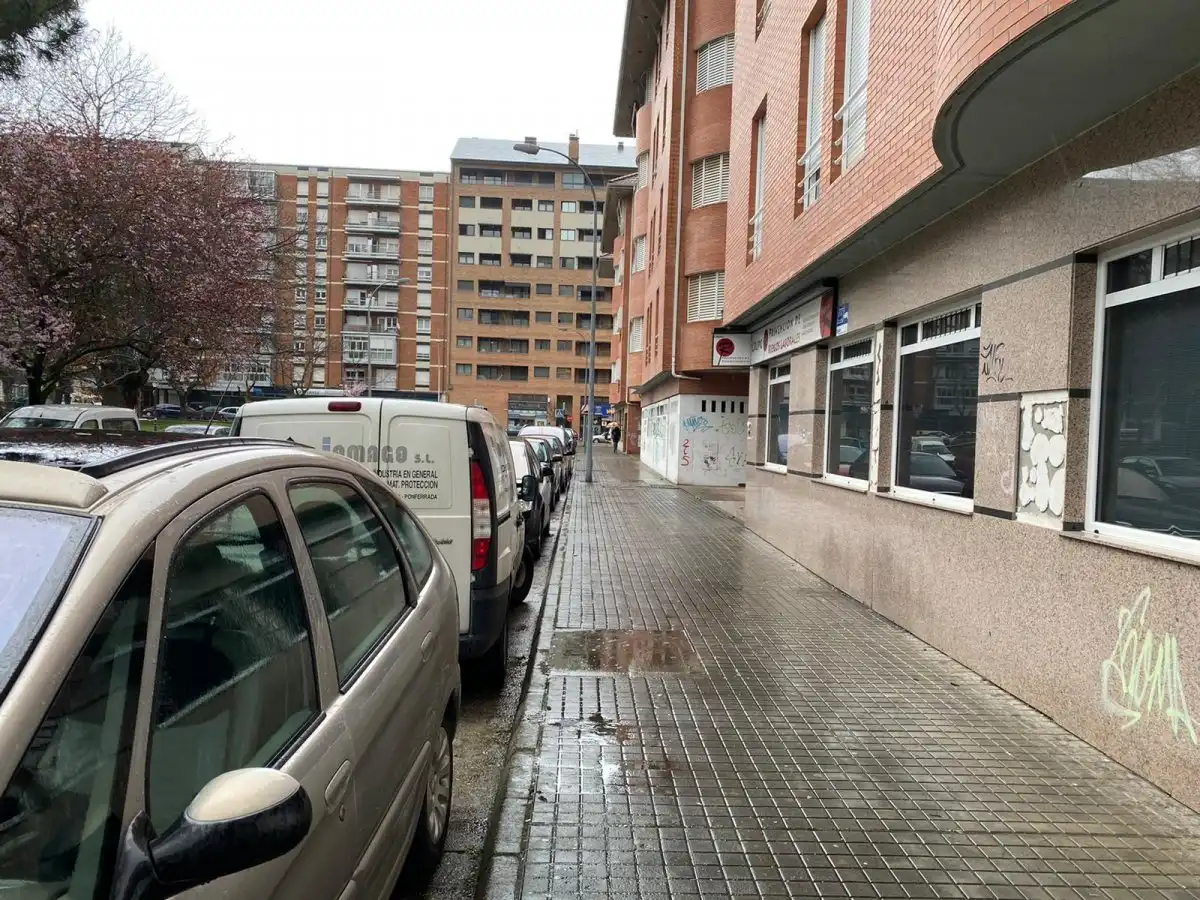 Local comercial en venda a Calle parque temple 3, imagen 2