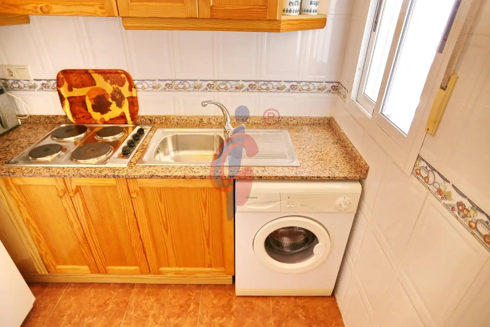 Cuina de Apartament en venda en Guardamar del Segura amb Terrassa i Moblat