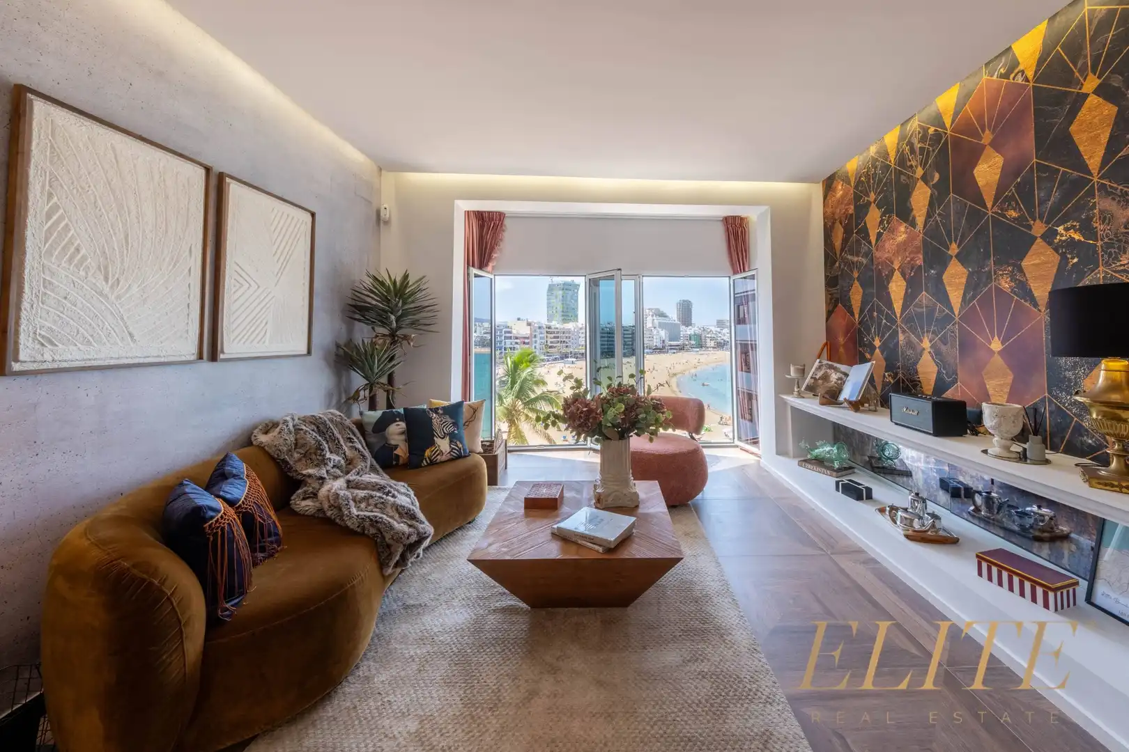 Sala de estar de Piso de alquiler en Las Palmas de Gran Canaria con Aire acondicionado, Calefacción y Parquet