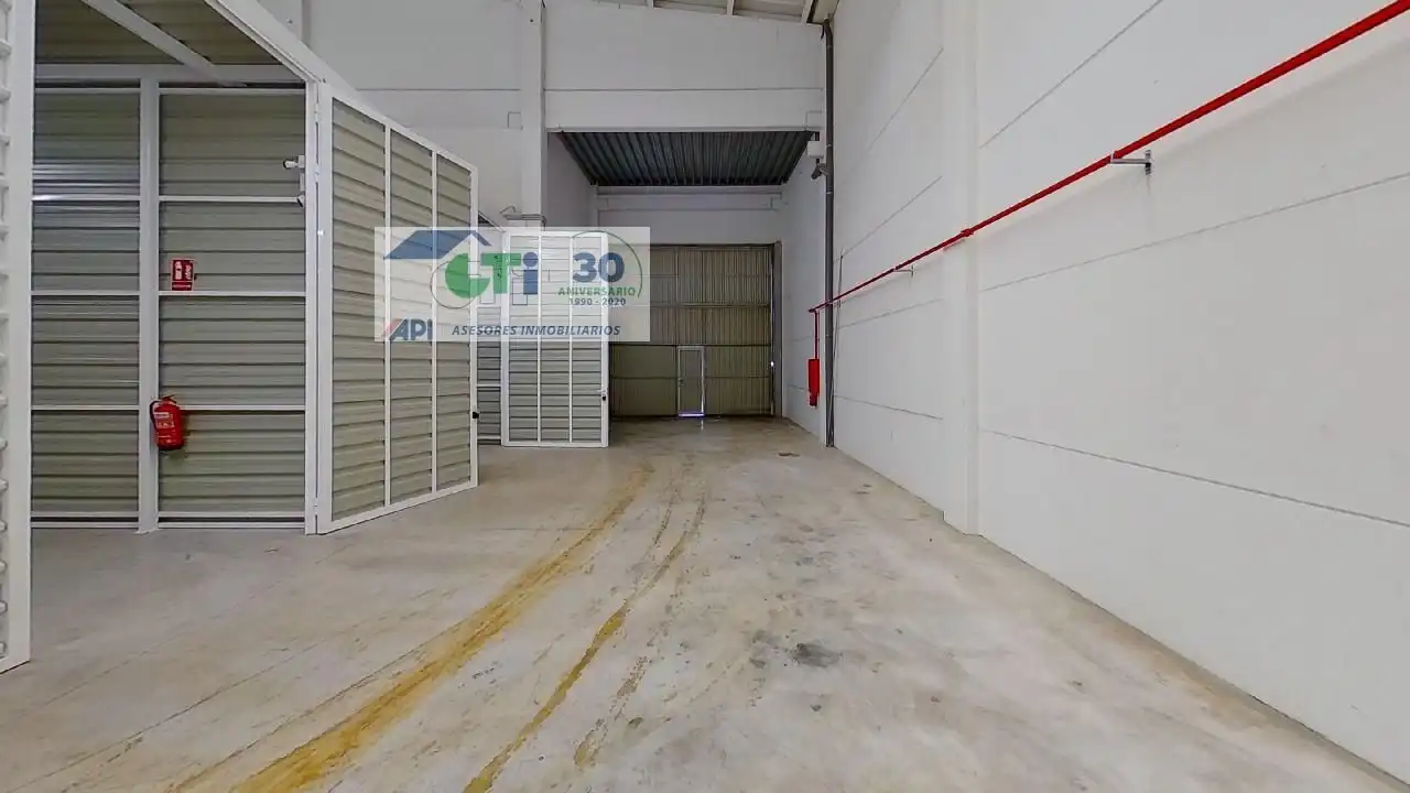 Nau industrial de lloguer en Zaragoza