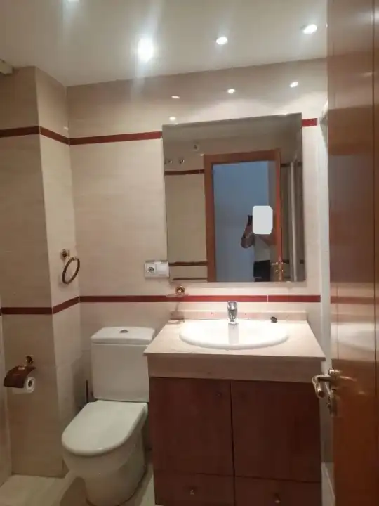 Bany de Pis en venda en Valencia amb Aire condicionat, Calefacció i Terrassa