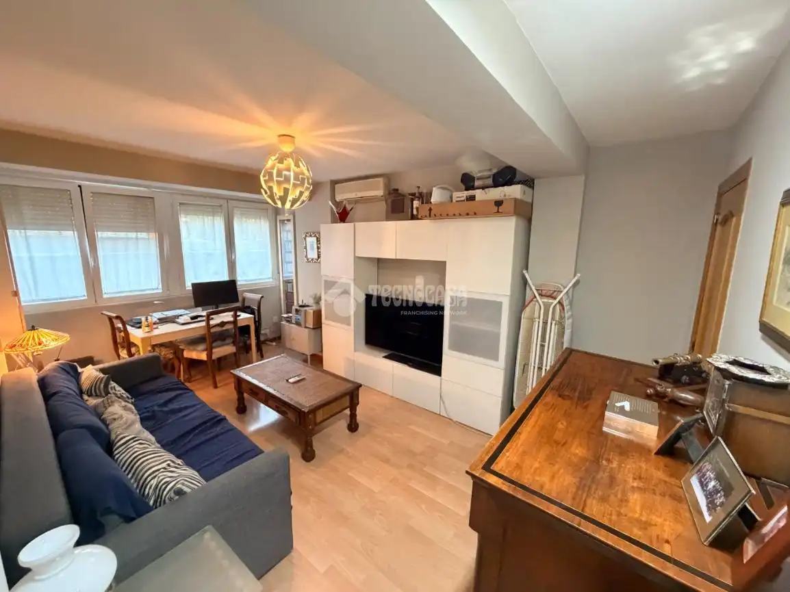 Living room of Flat for sale in Fuencarral - El Pardo