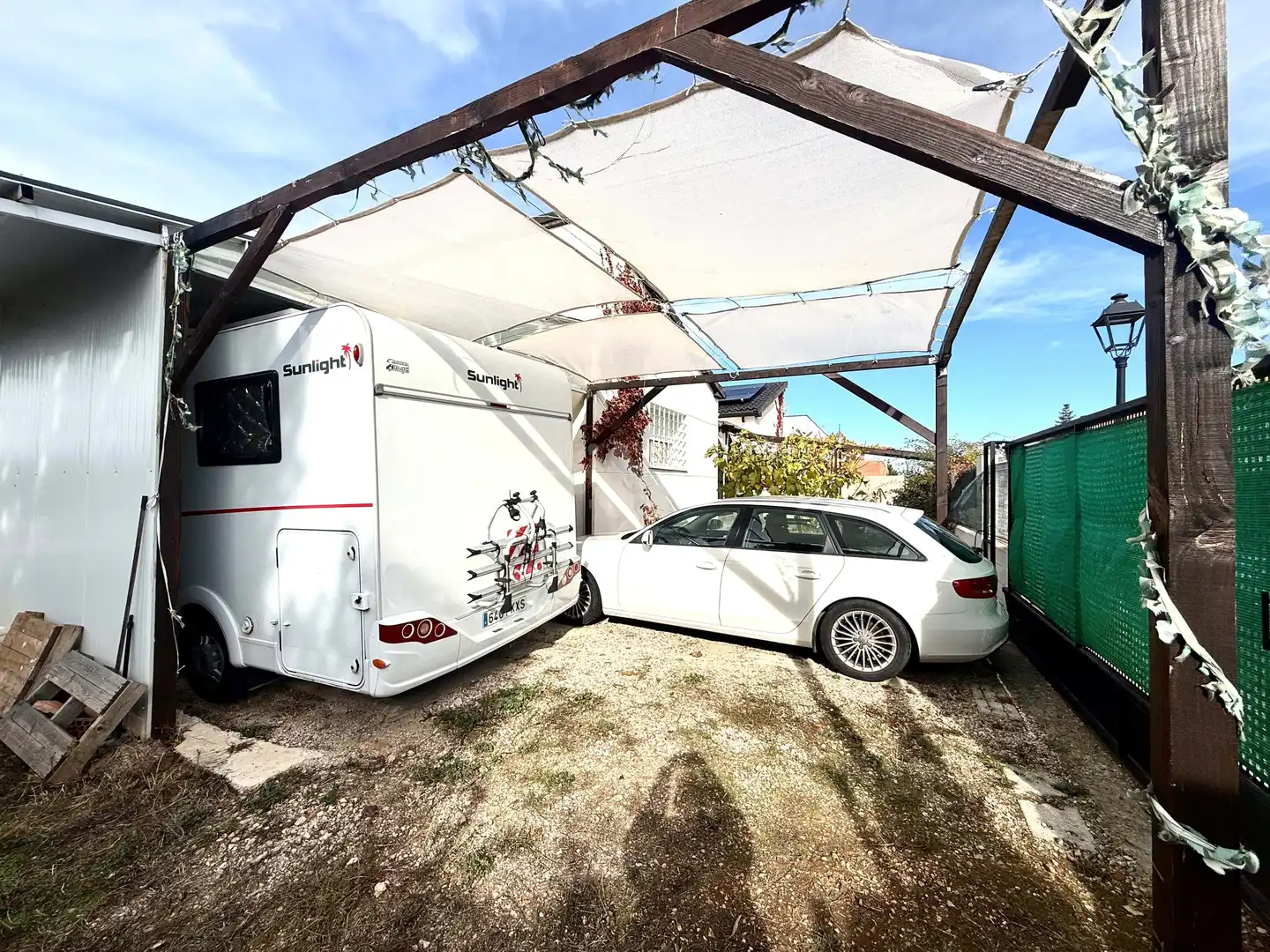 Parking de Casa o chalet en venta en Villanueva de la Torre con Aire acondicionado, Calefacción y Terraza